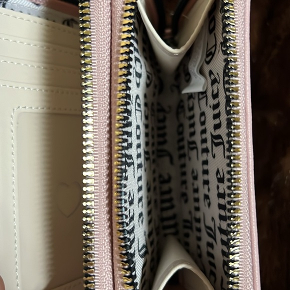 Juicy Couture wallet coin purse Brand New double pocket retro vibe velour - Picture 10 of 13